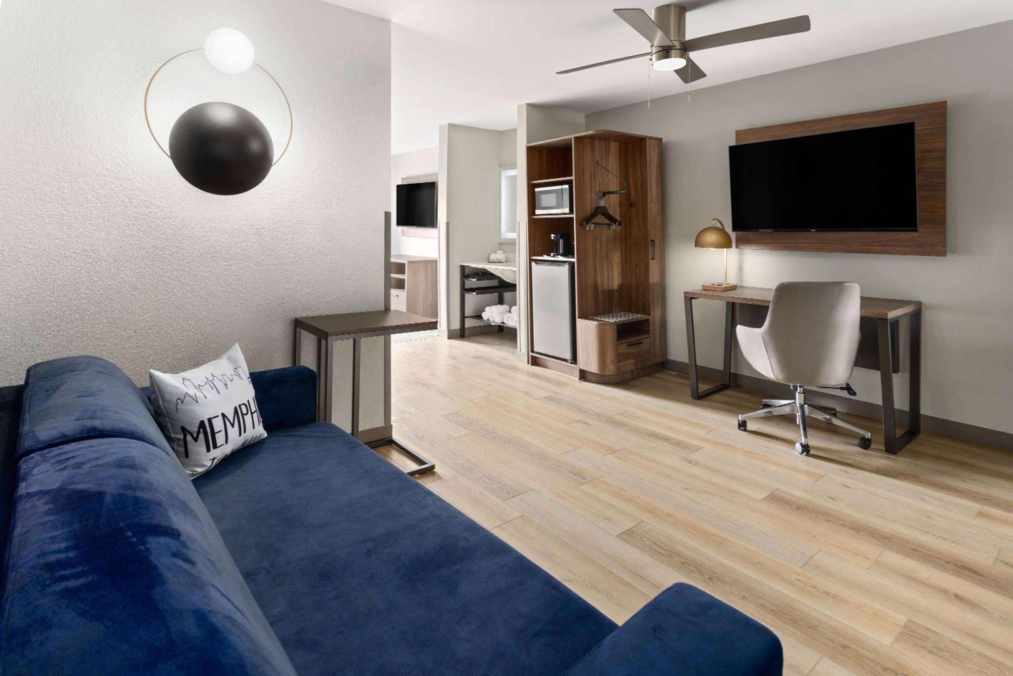 La Quinta Inn & Suites By Wyndham Memphis I-240 Екстериор снимка